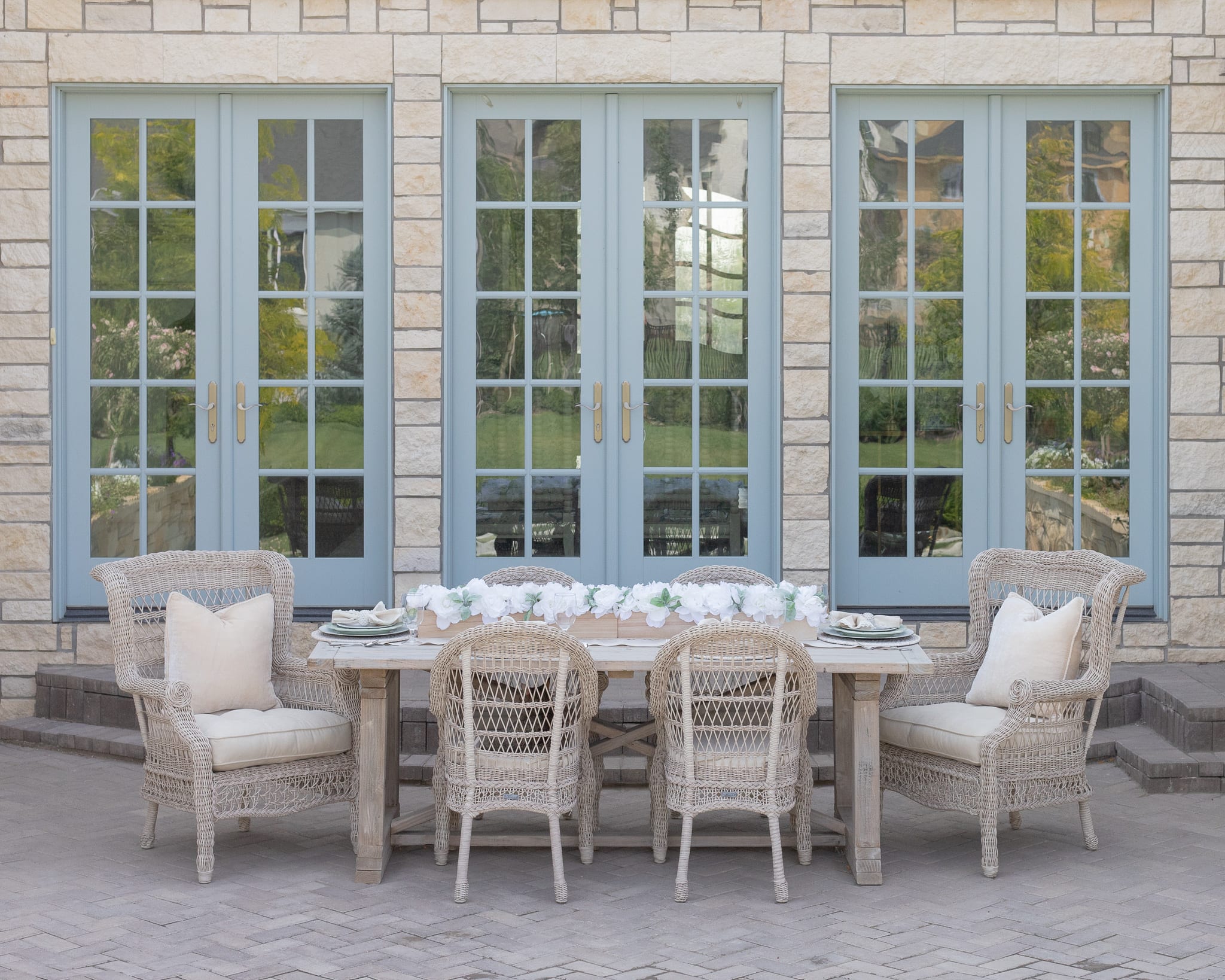 tablescape sage green white