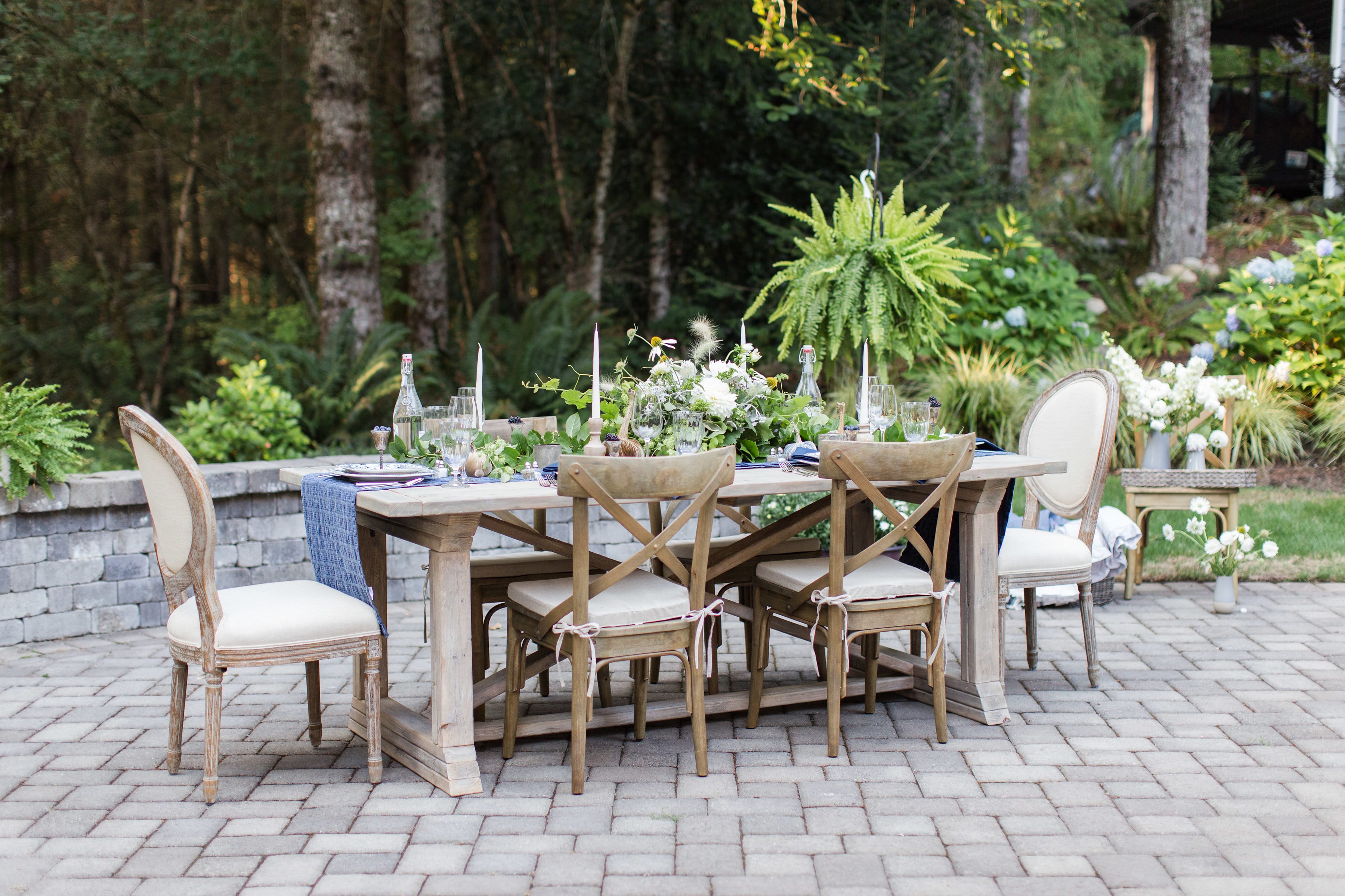 outdoor tablescape entertaining farm to table flowers garden 