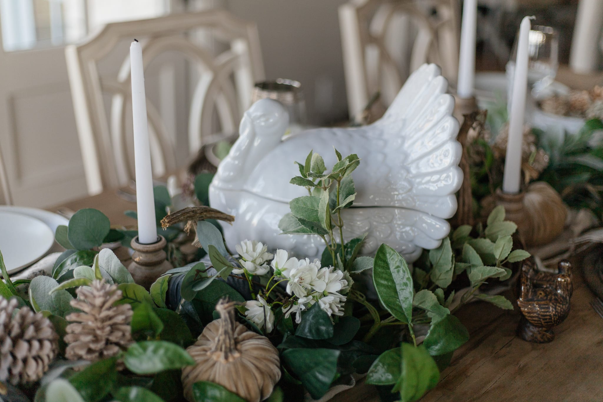 Rustic Thanksgiving Tablescape Home With Holly