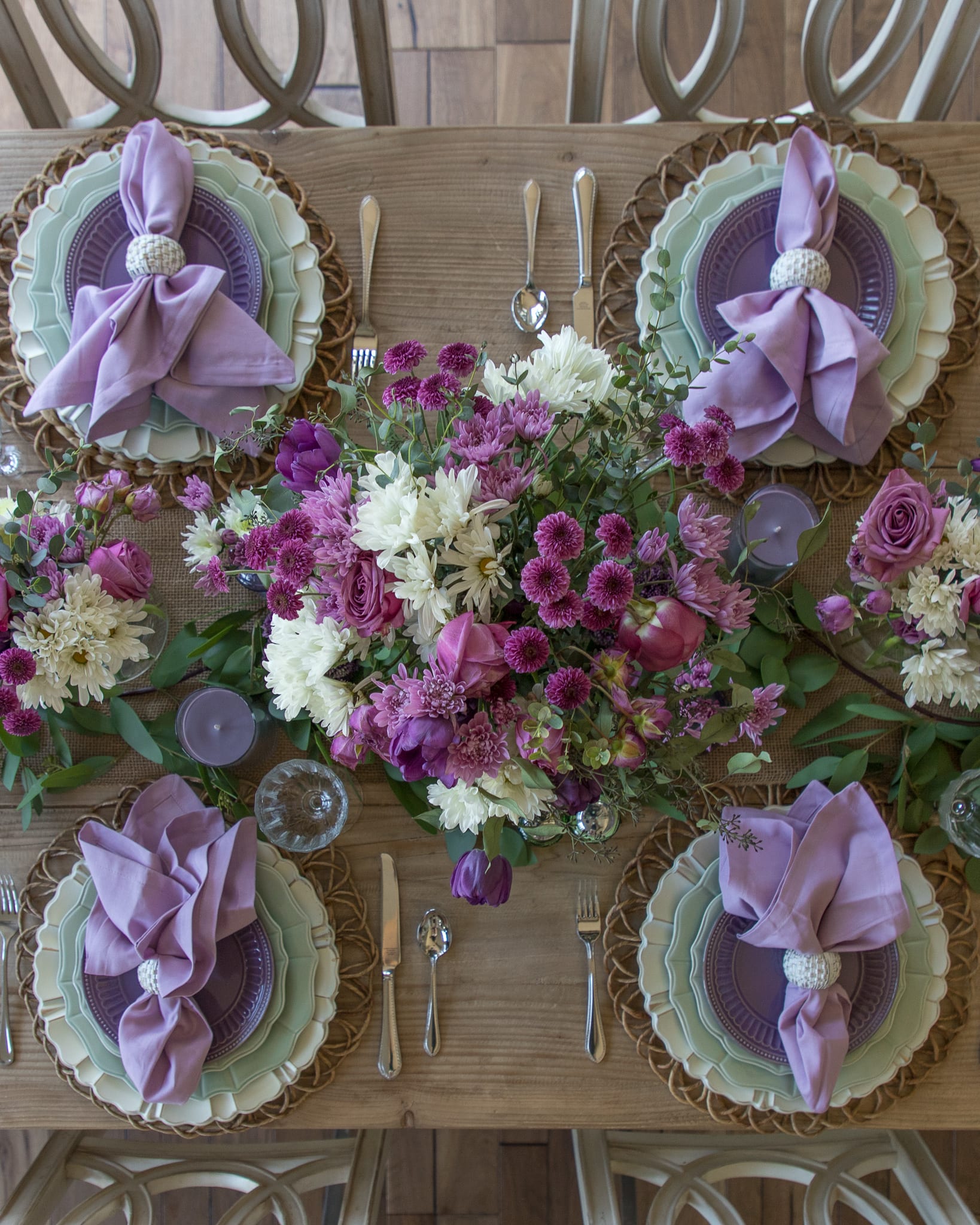 lavender and mint green Tablescapes centerpiece