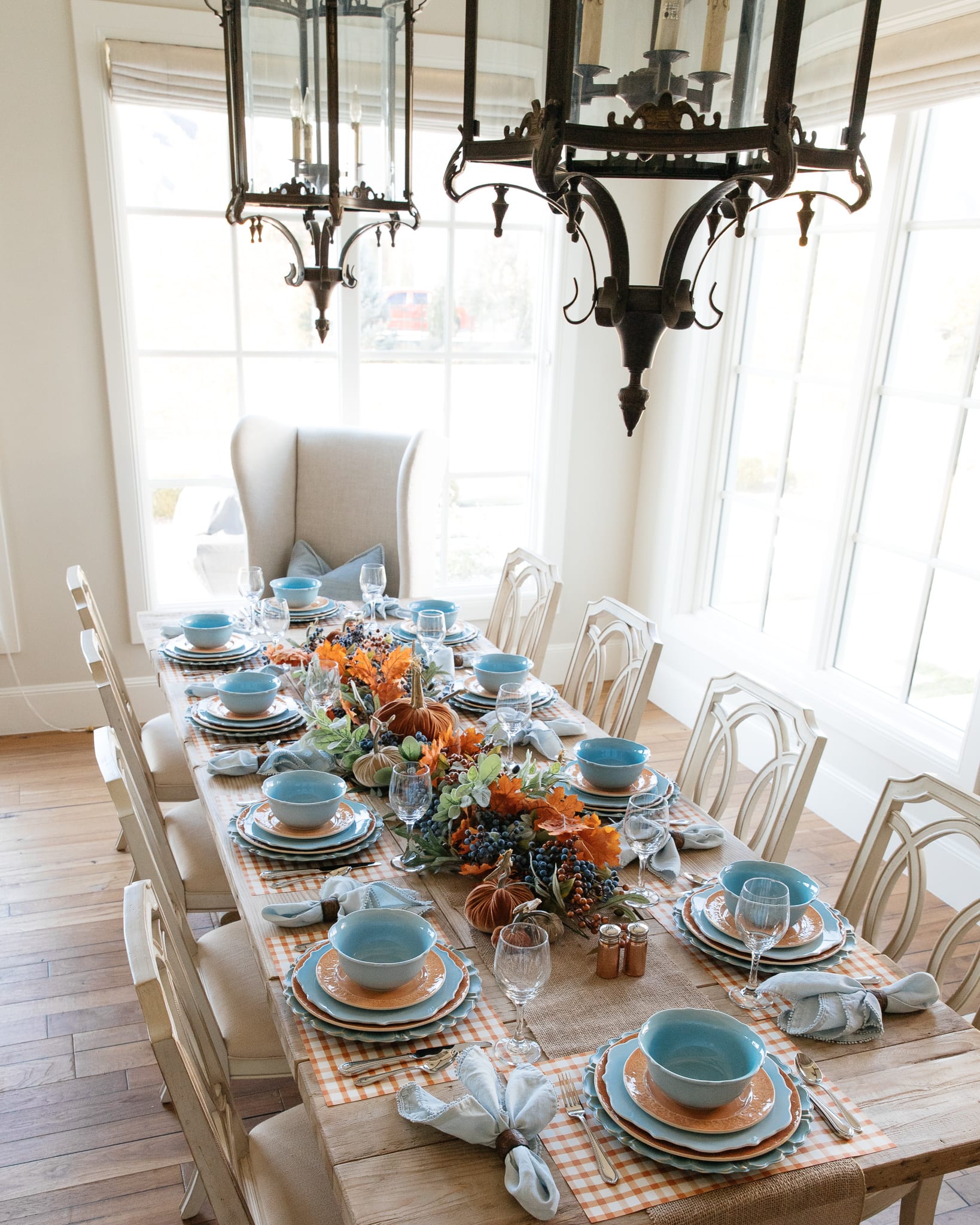 blue and orange pumpkin table setting