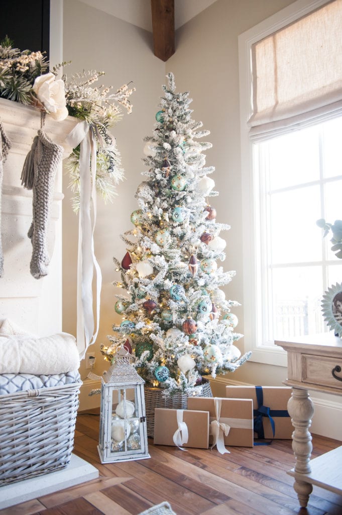 Christmas Home Tour 2017 - A Blue, Ivory, and Green Christmas - Home ...