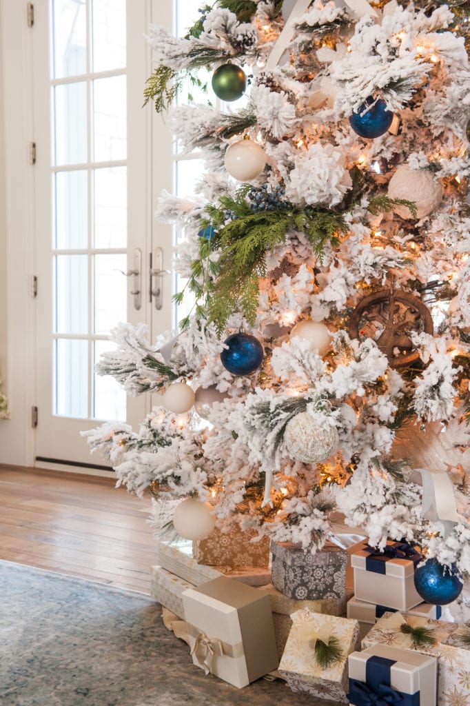 Christmas Home Tour 2017 - A Blue, Ivory, and Green Christmas - Home ...