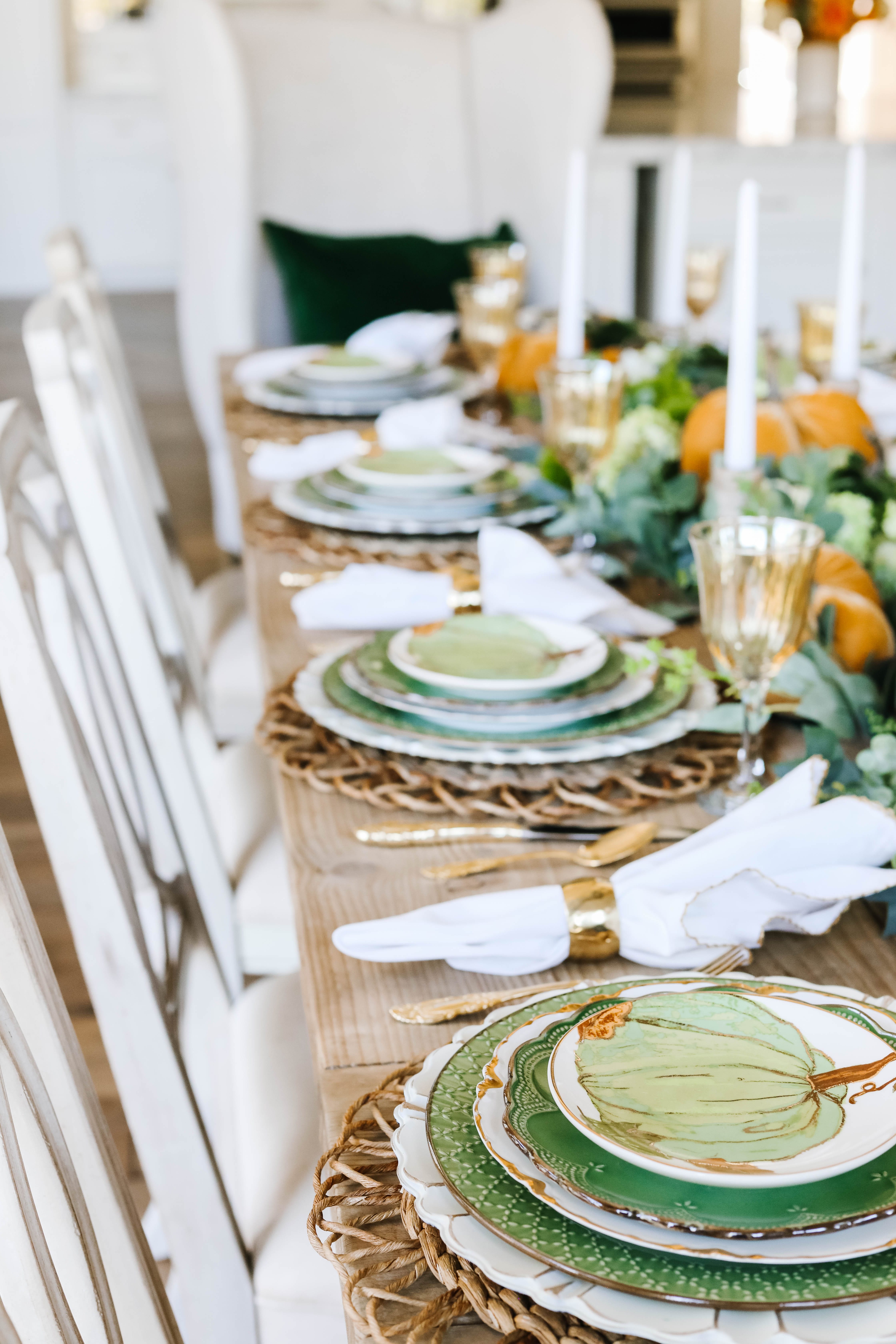 green and gold dinner ware