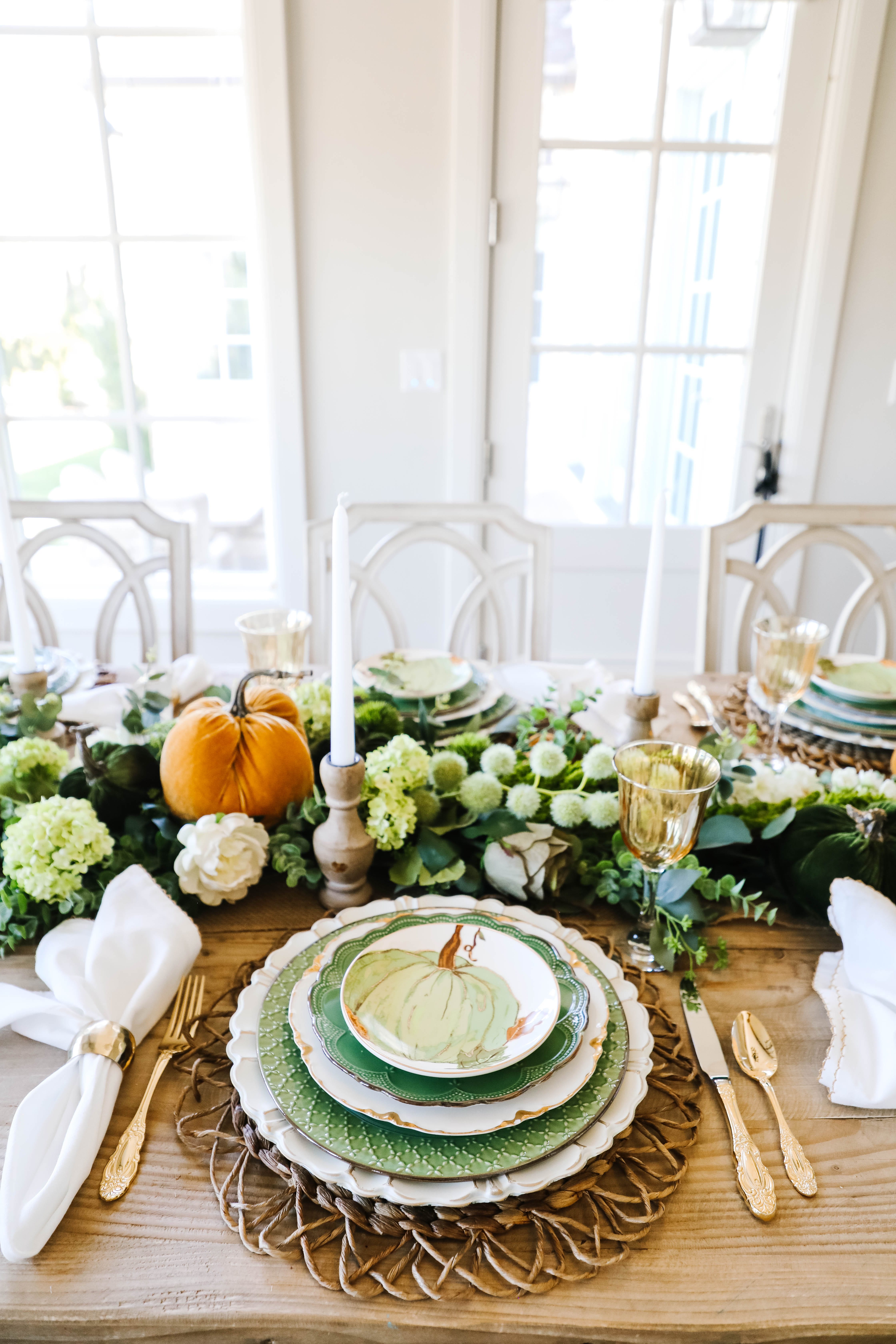 green gold and white thanksgiving place-setting