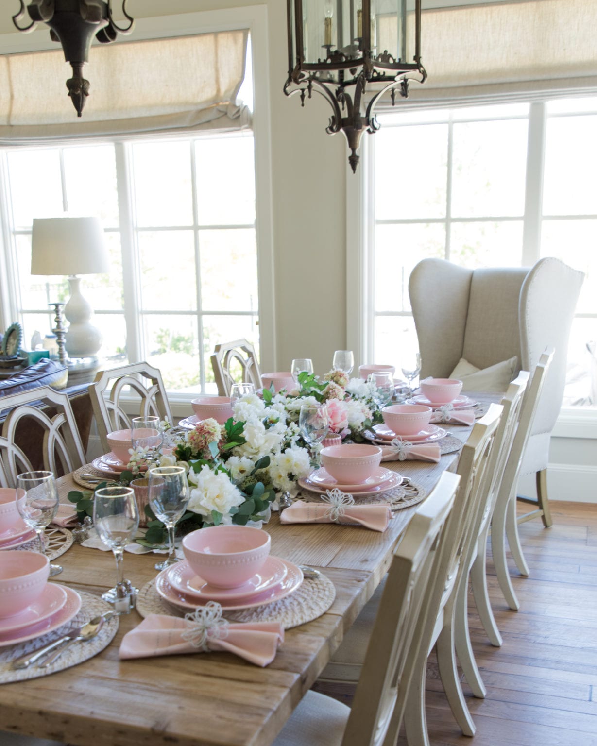 Valentines Day Tablescape | Pink And White Table Setting