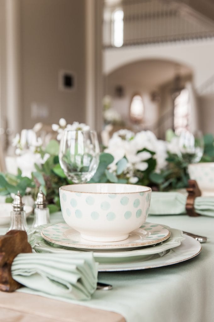 place-setting easter table