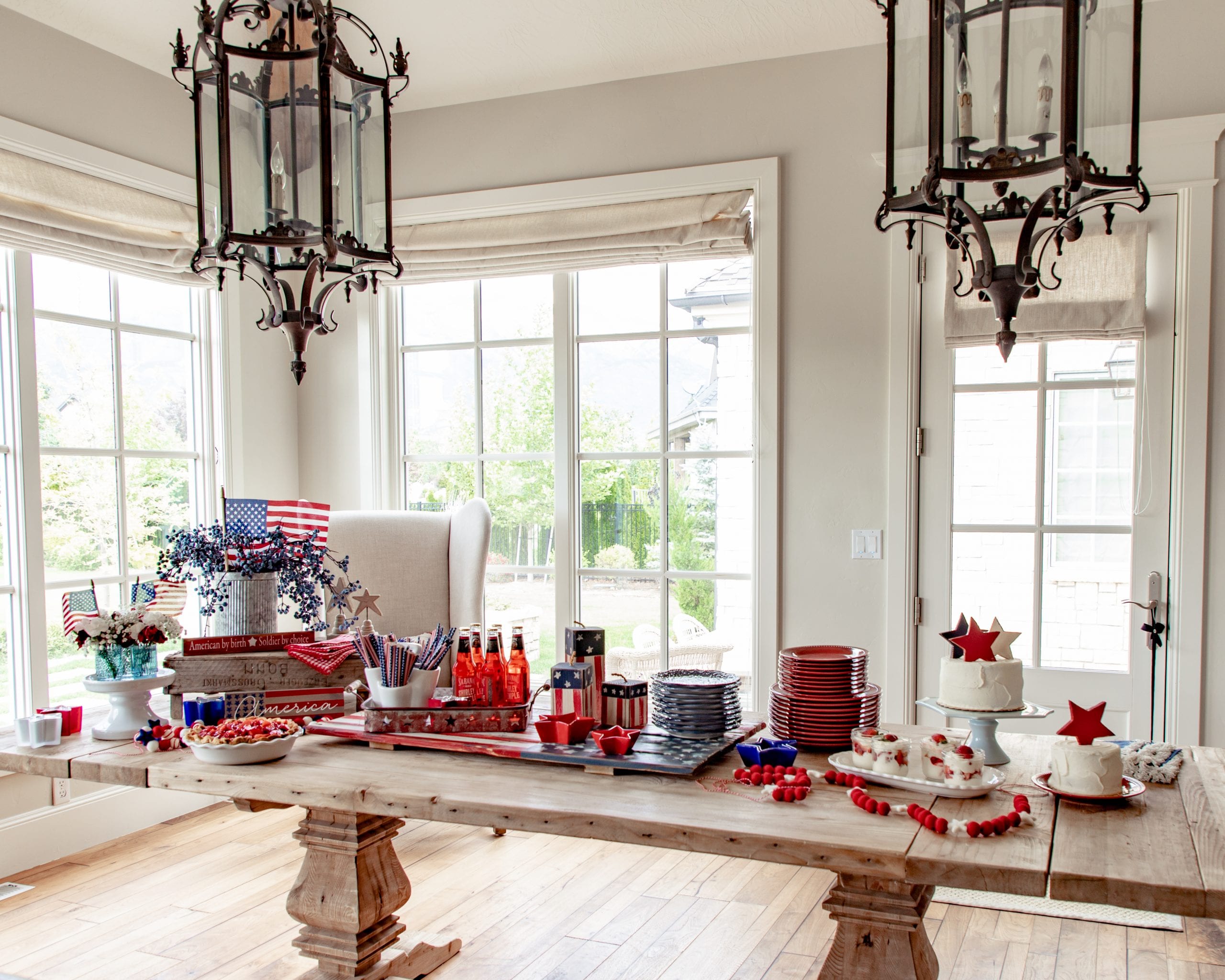 Fourth of July Party Tablescape Ideas