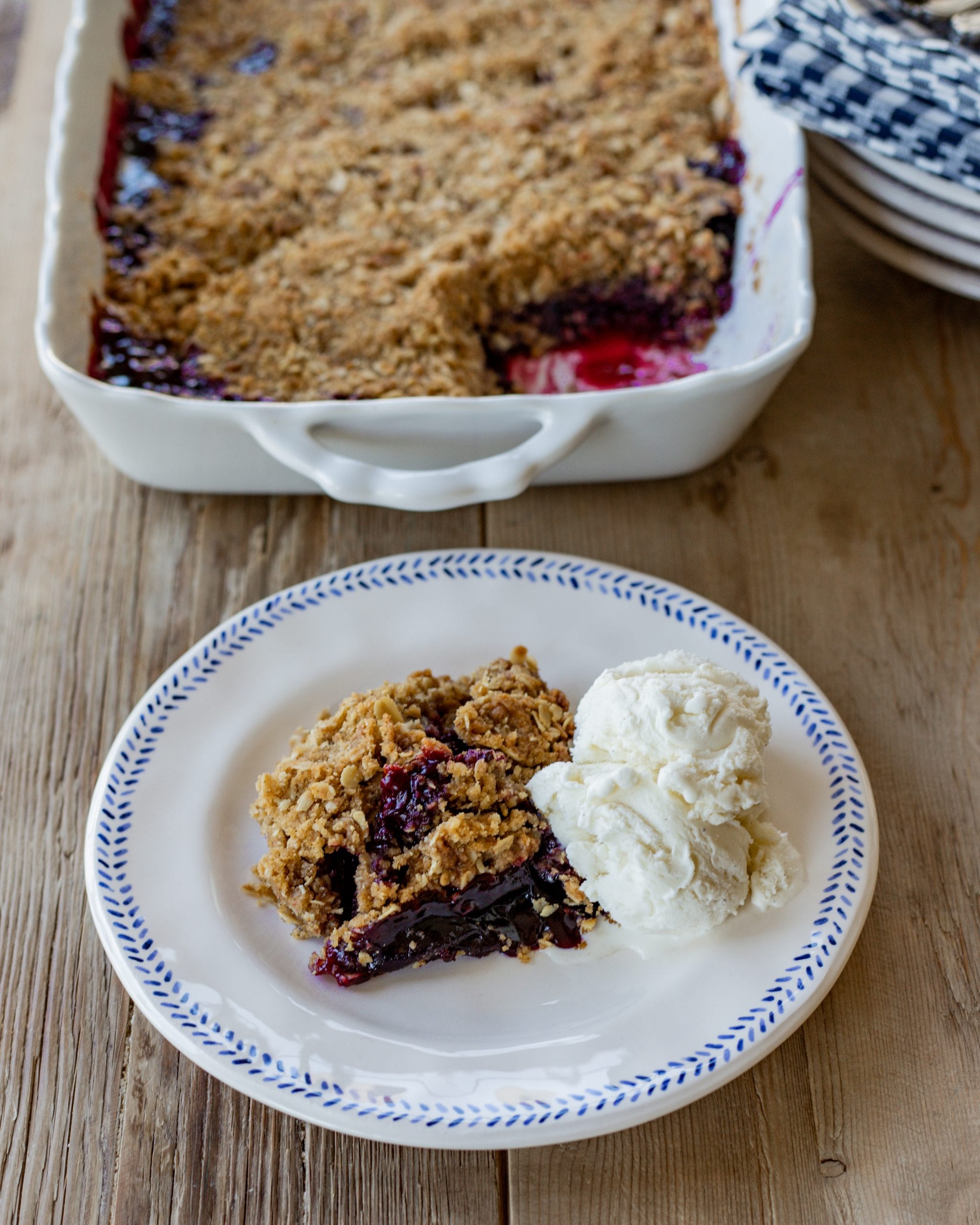 blackberry crumble