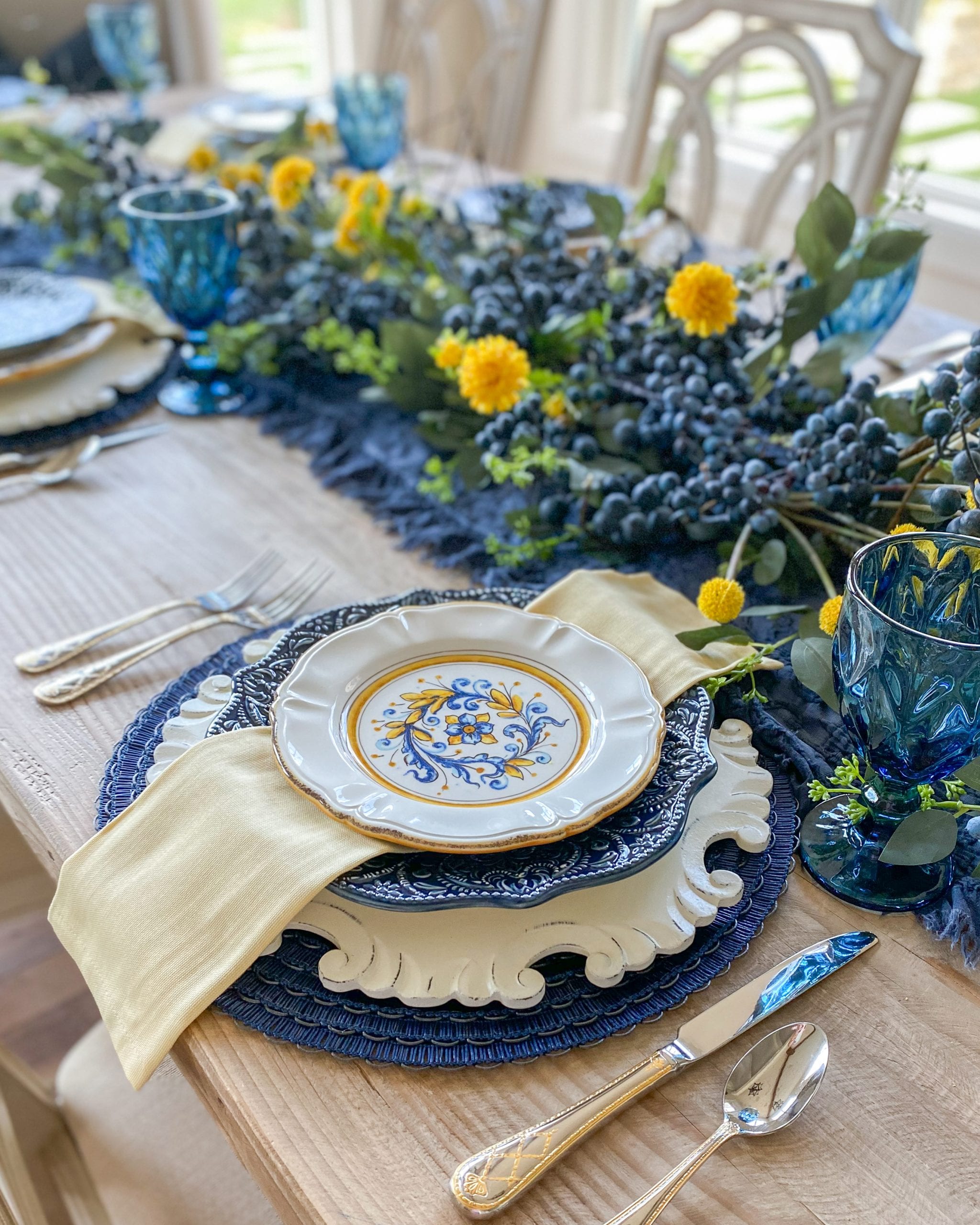 blue and yellow dinner set