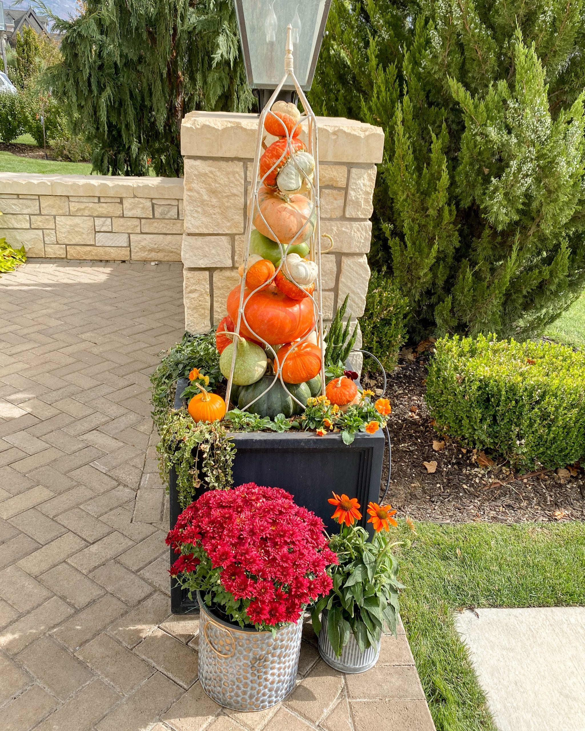 How To Decorate With Baskets For Fall - Thistlewood Farm