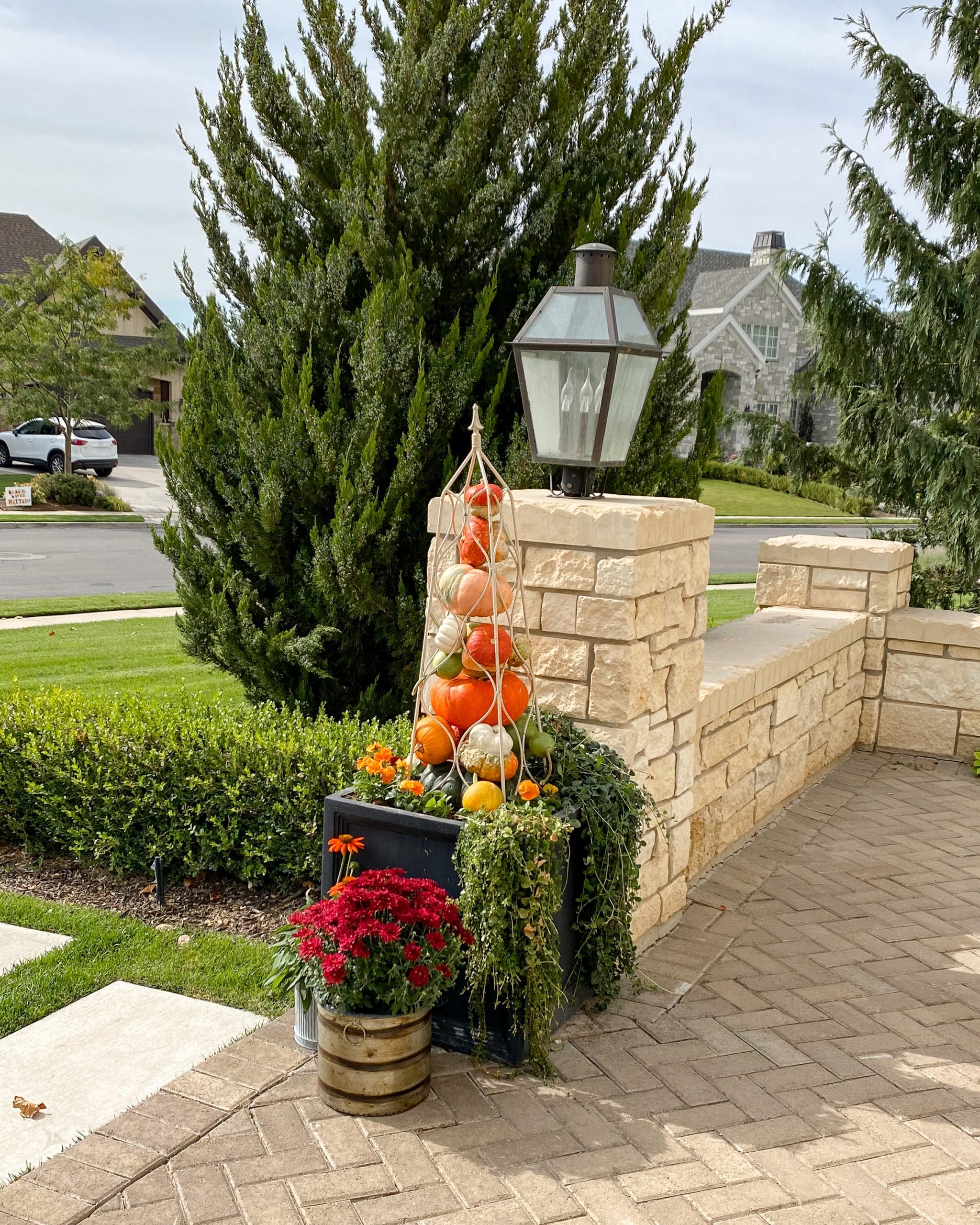 Fall porch DIY decor