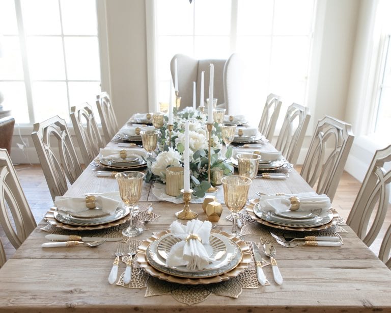 Beautiful Fall Tablescape | Gold and White Table setting