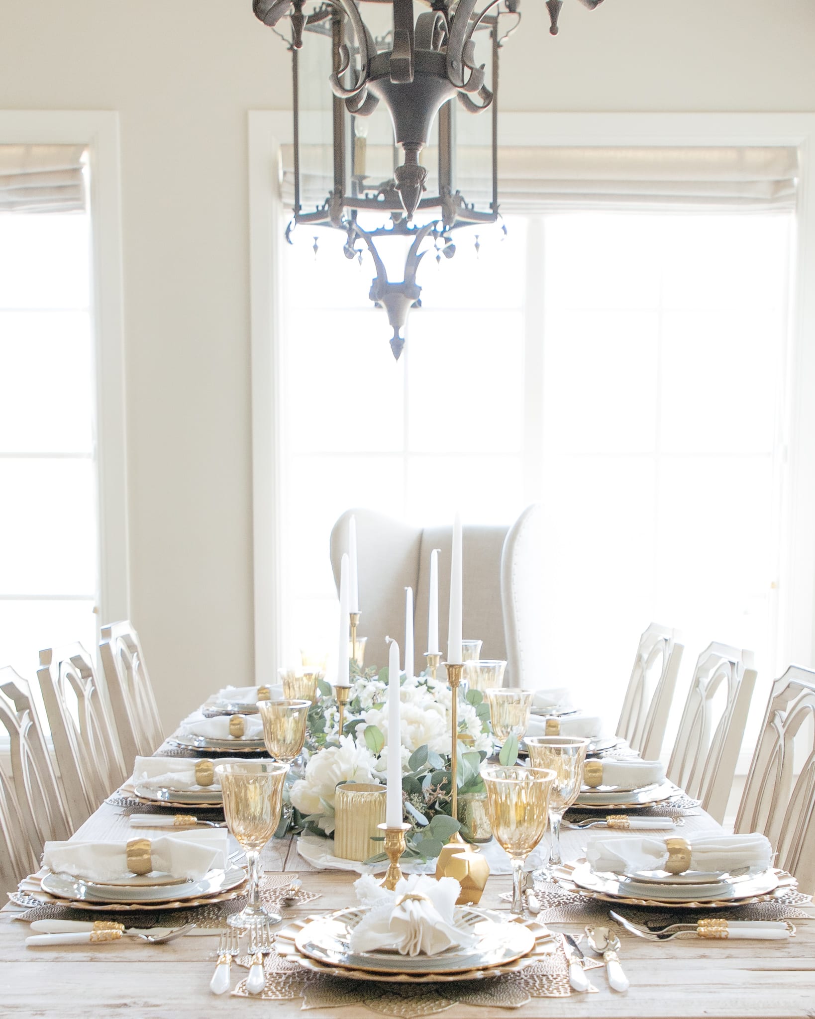 gold and white table setting