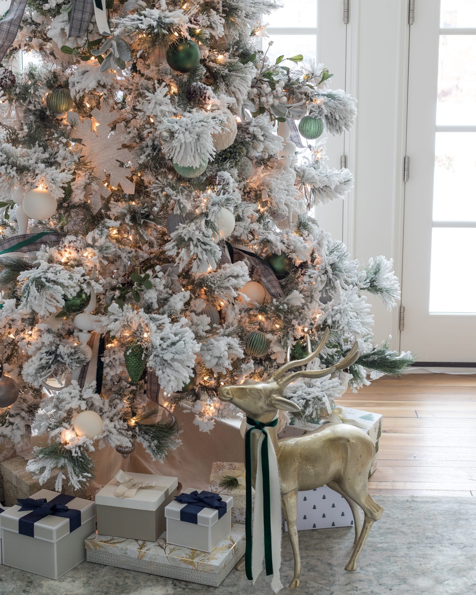 Tips For Decorating A Christmas Tree Christmas Tree Decor Inspo