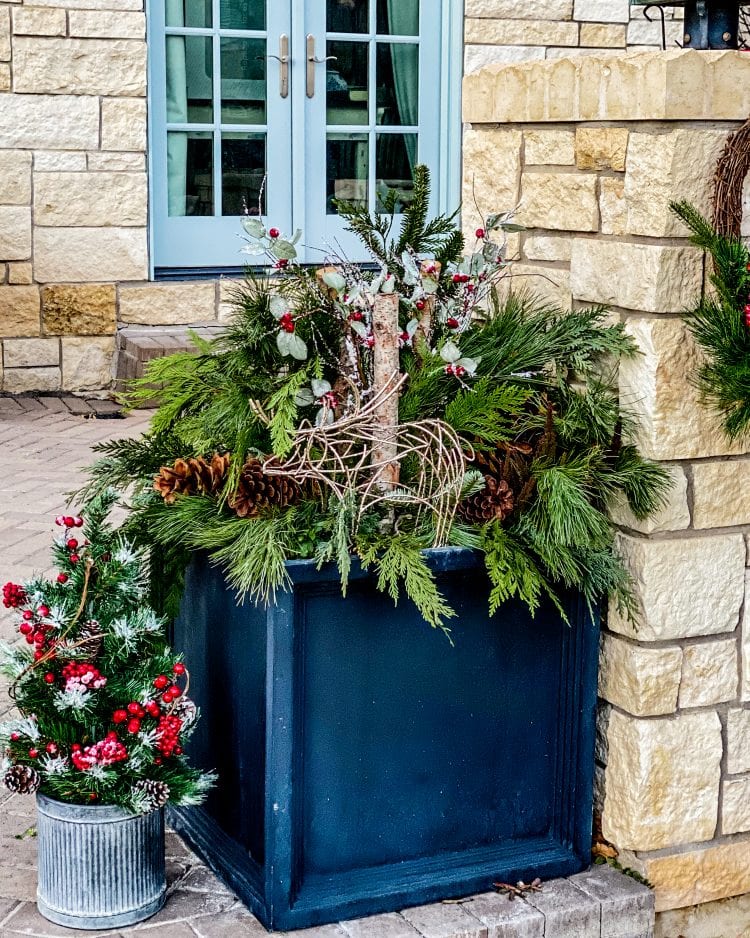 Christmas Front Porch Decorating | Front Porch Decor Tips