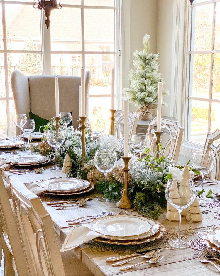 Silver And Gold Christmas Tablescape 