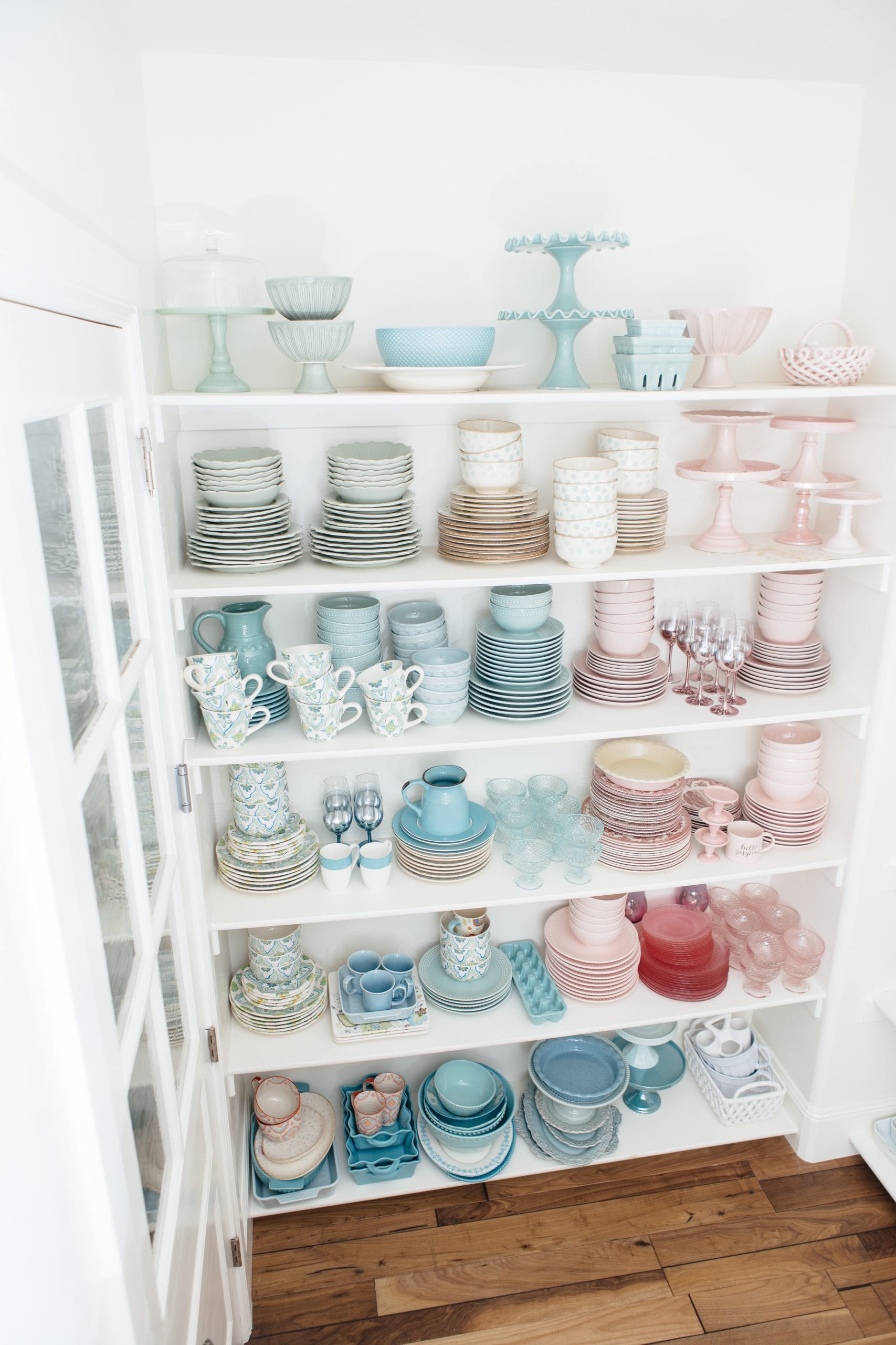 How I Store And Organize My Dish Collection 15 Scaled 