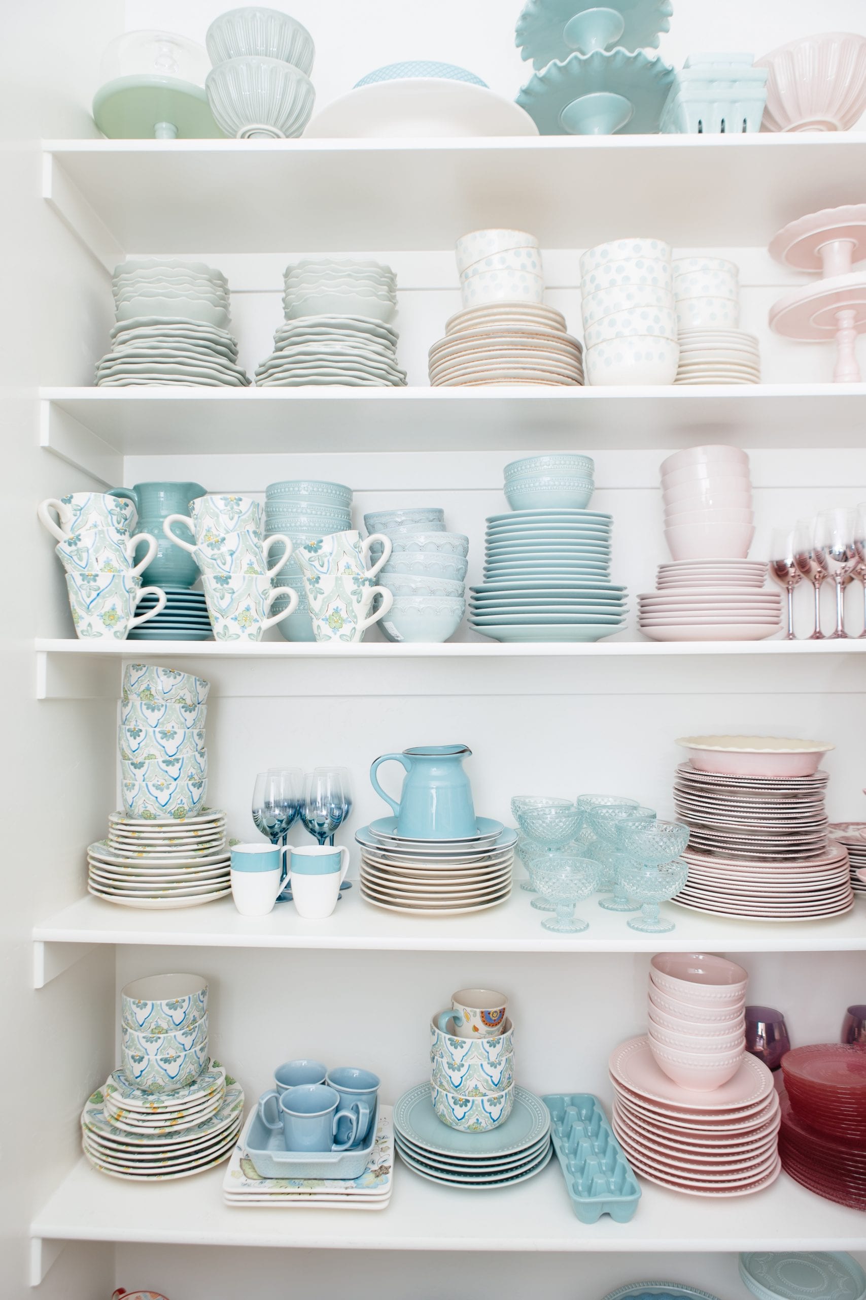 Dish Storage — How to Store Dinnerware — Eatwell101