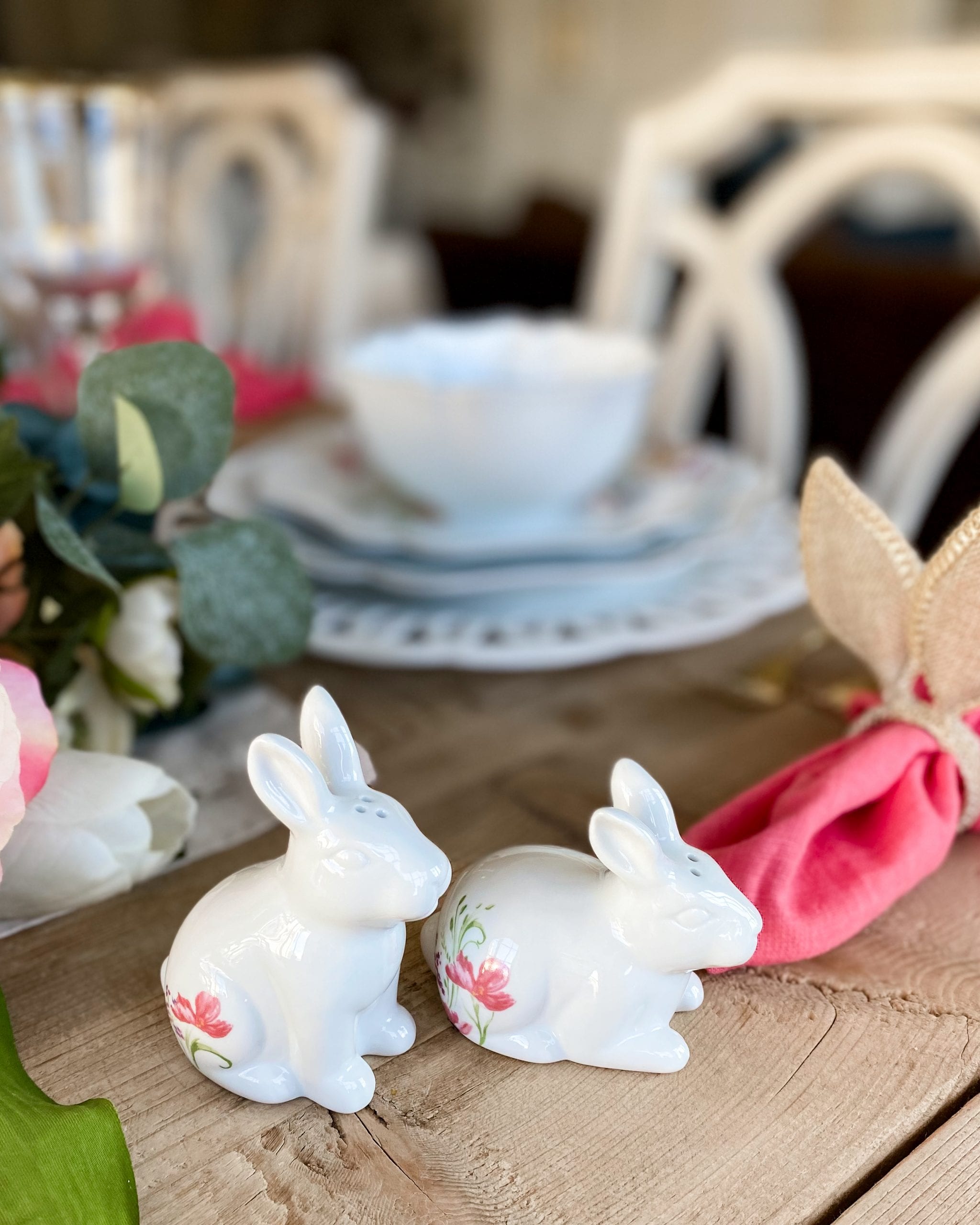 easter bunny salt and pepper shakers