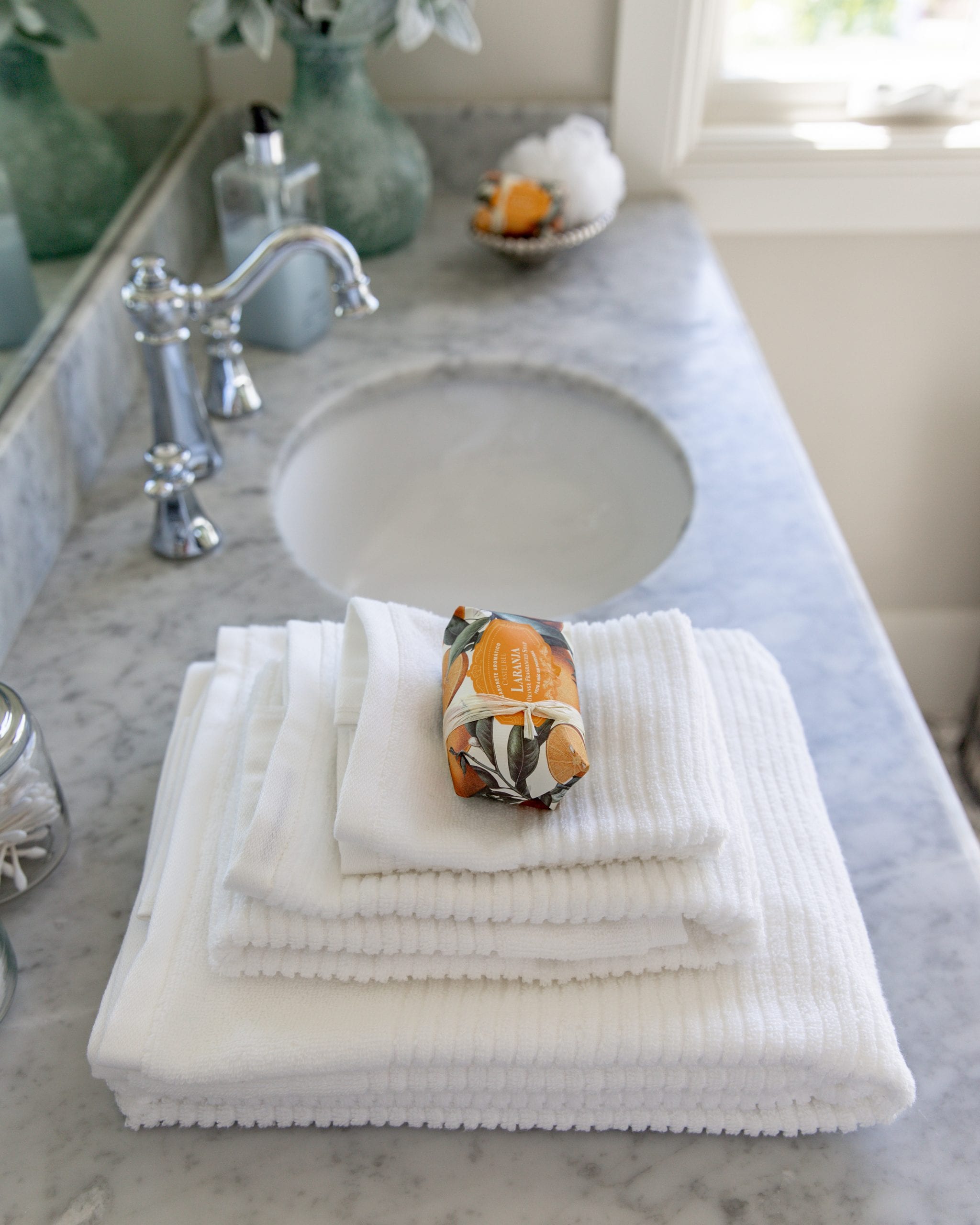 white fluffy bathroom towels.