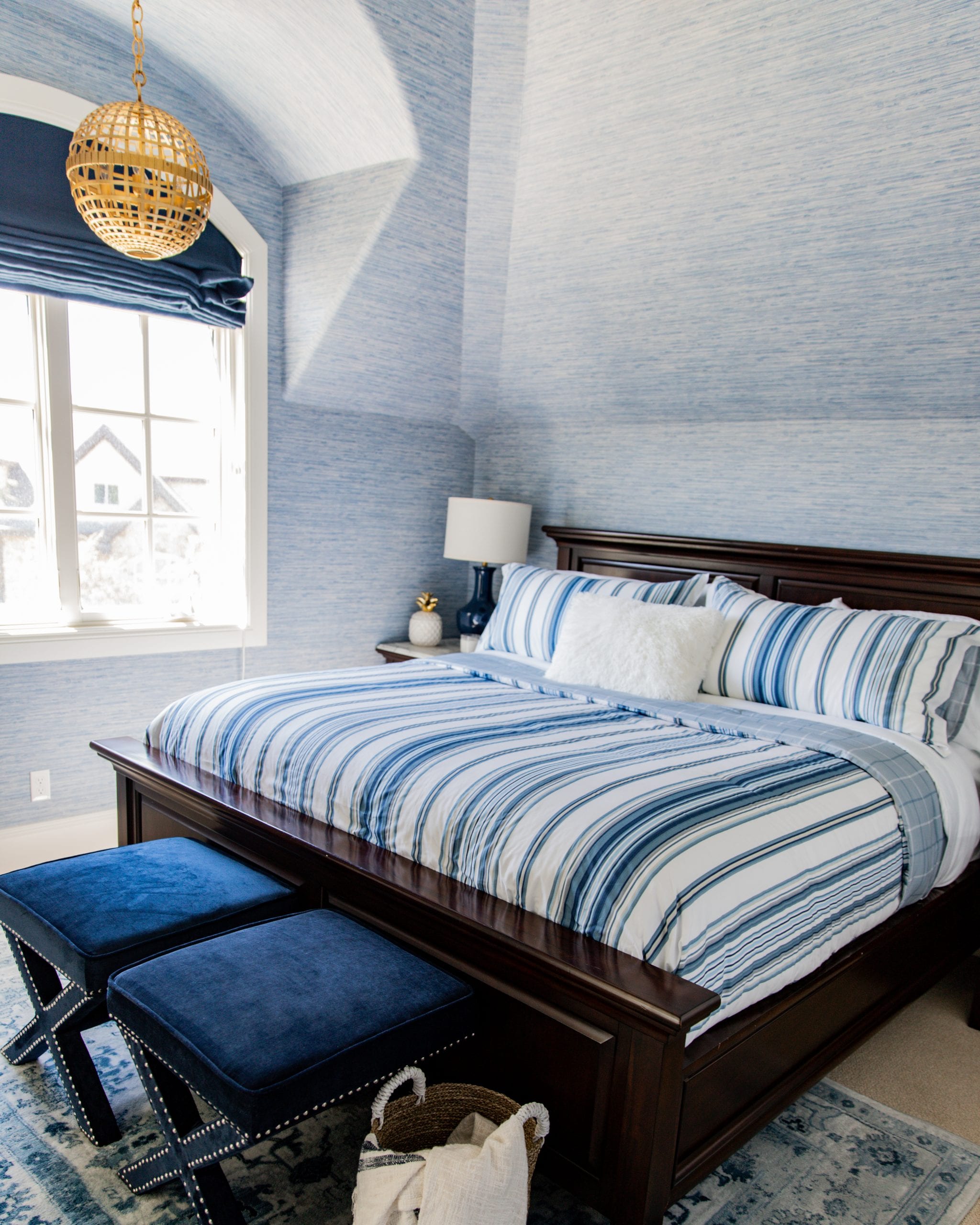 blue stripped bedding