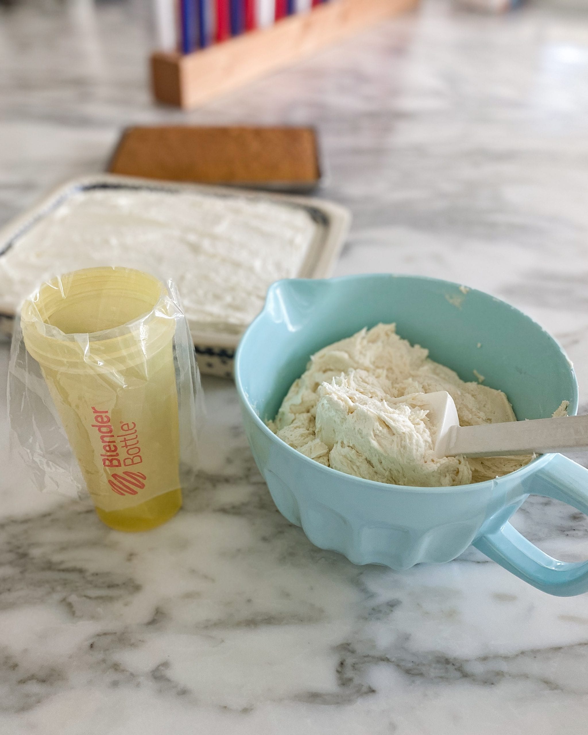 piping bag frosting trick