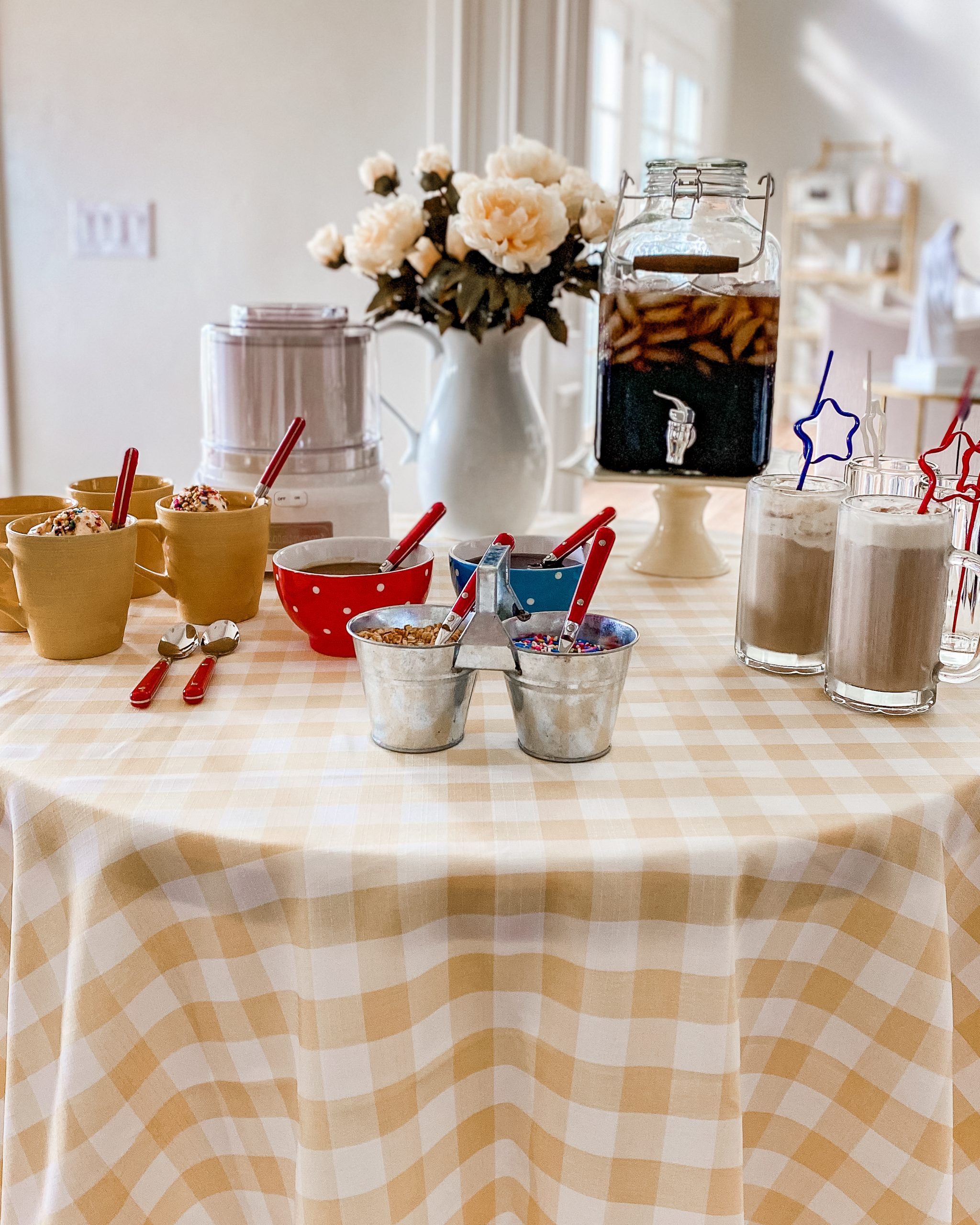 dessert party table ice cream maker root beer floats