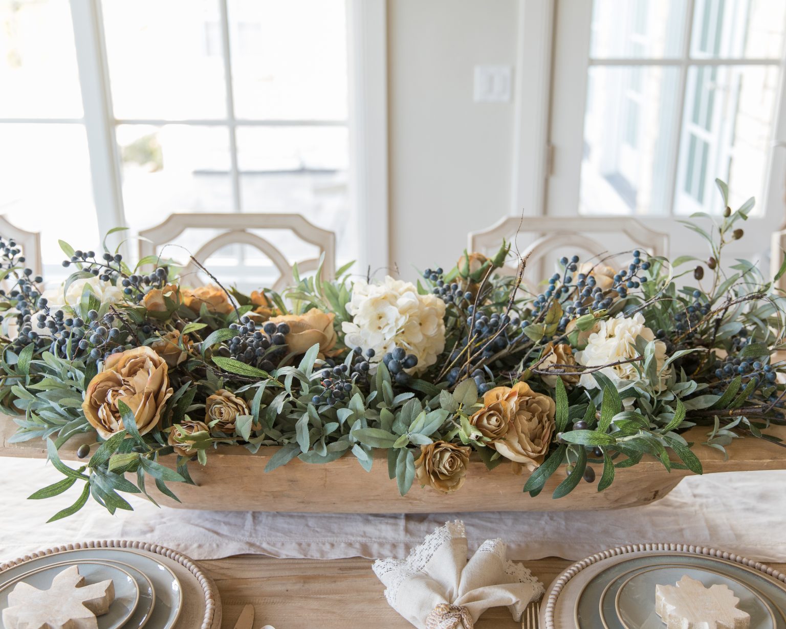 DIY dough bowl centerpiece Table Setting Ideas
