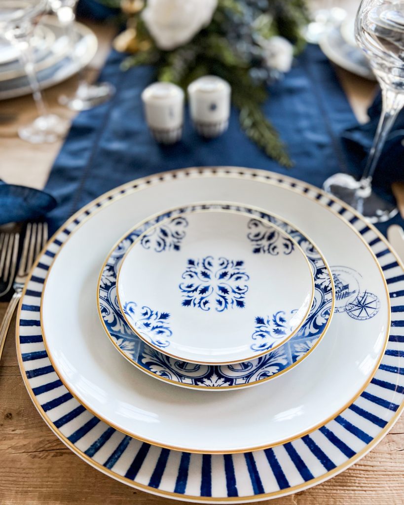 place-setting blue white