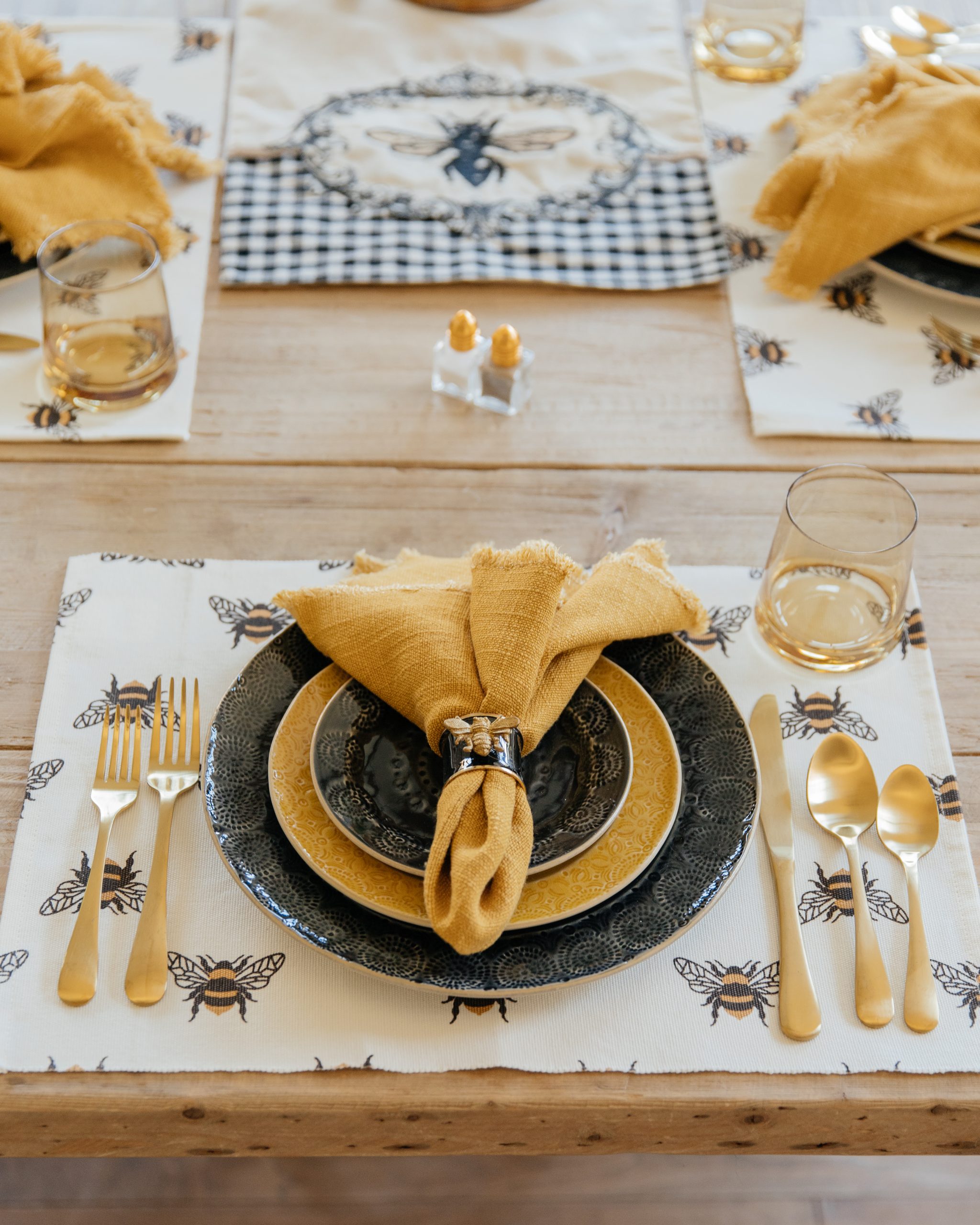 Black and Yellow Bee Themed Fall Tablescape - Home With Holly J