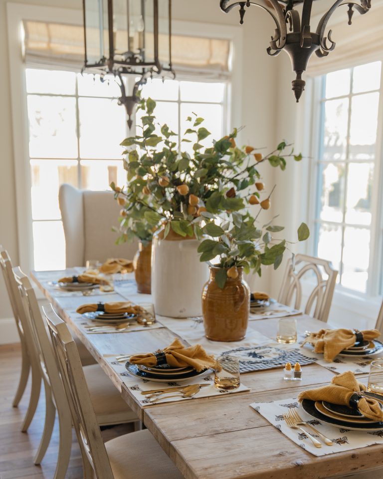 bee themed fall tablescape