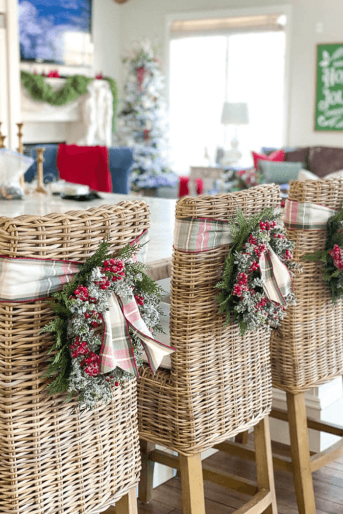 9 Christmas Kitchen Decor Ideas for the Best Holiday Charm