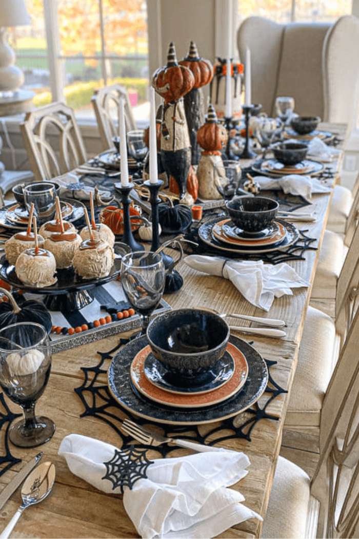 The Best Halloween Tablescape Must Haves