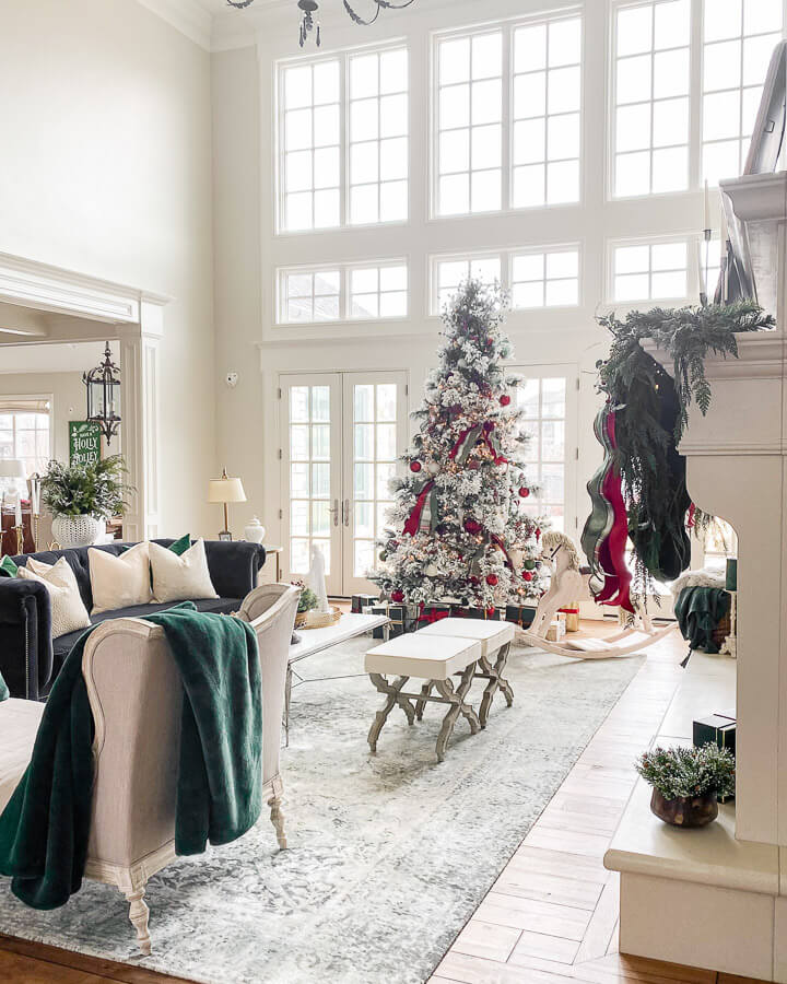 Living Room Christmas Decor Ideas full room