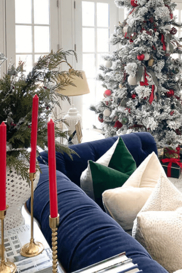 15 Beautiful Living Room Christmas Decor Ideas