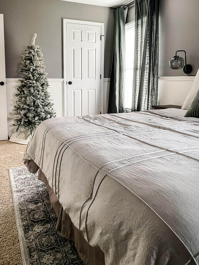 Christmas Bedroom Decor Ideas - My Homier Home half tree