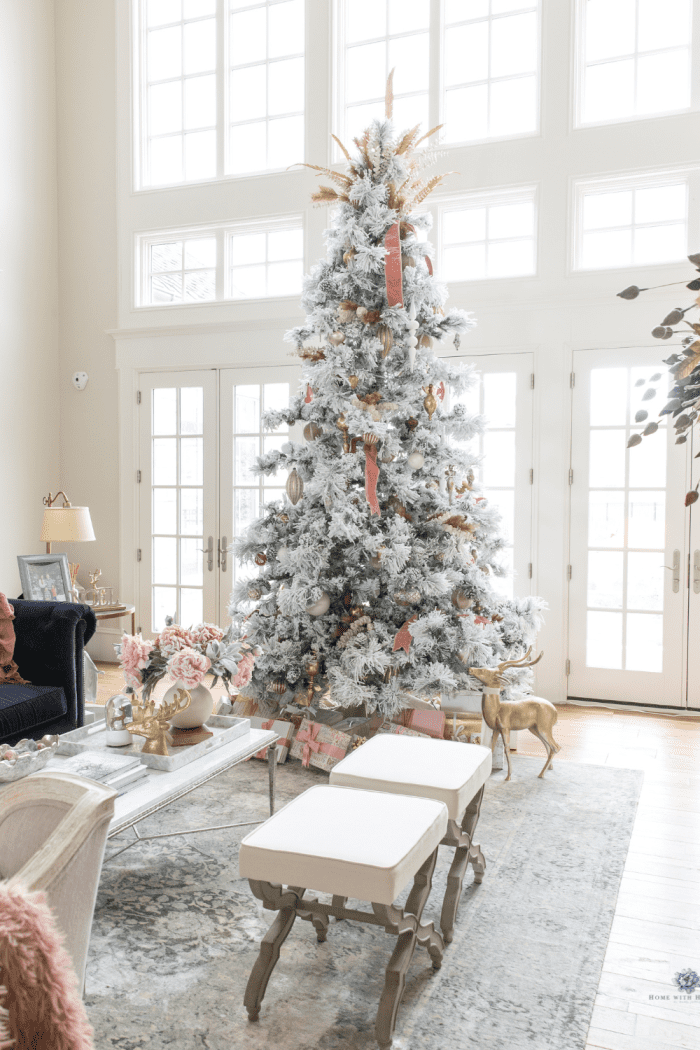 The Most Beautiful Living Room Decorated for Christmas