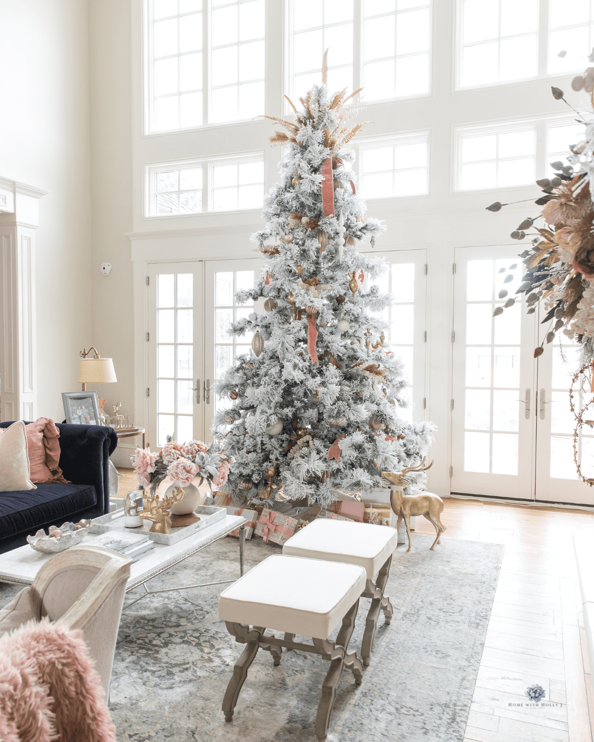 Christmas Living Room - Featured
