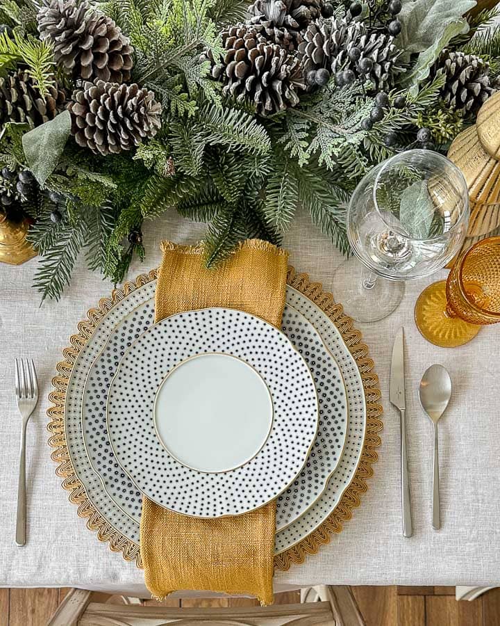 winter tablescapes full place setting close up