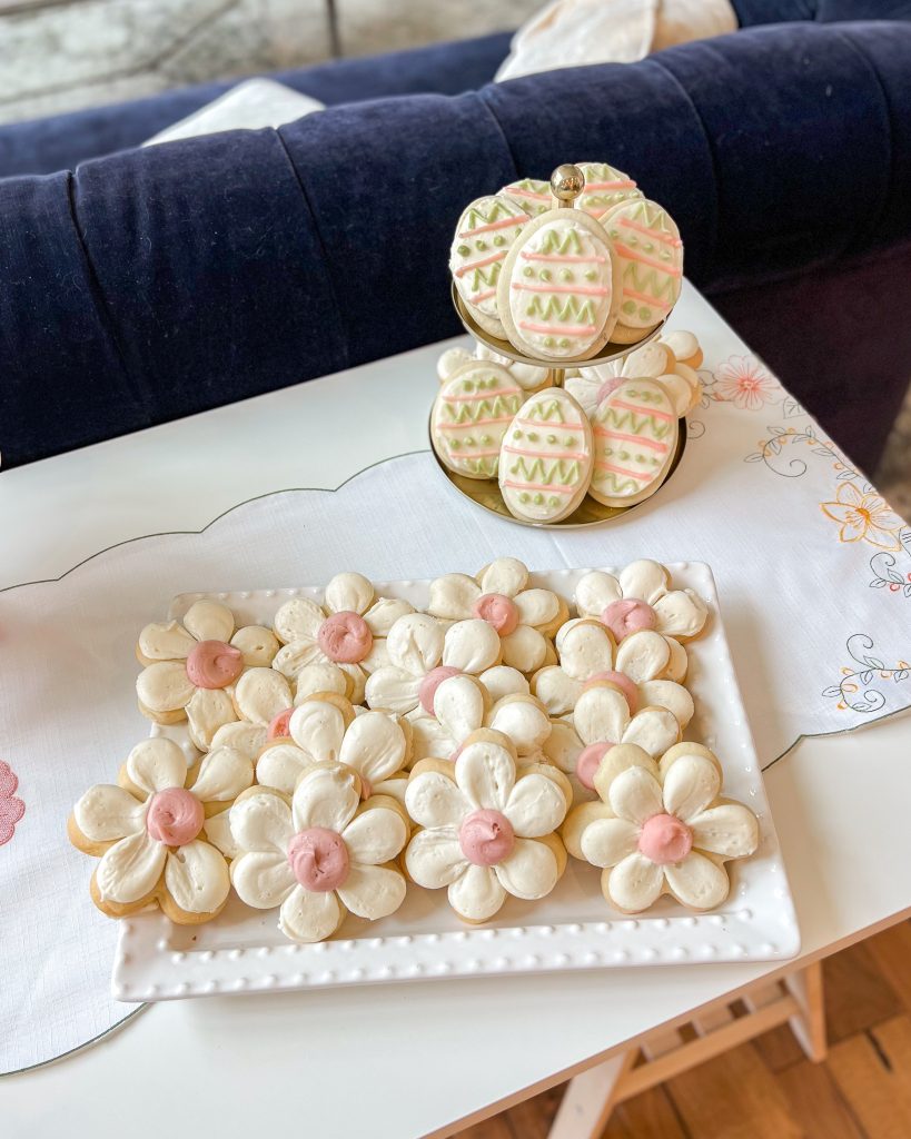 bunny themed birthday party spring cookies