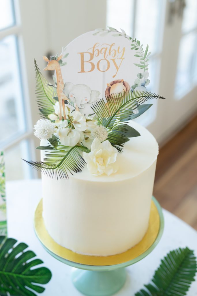 jungle theme baby shower cake