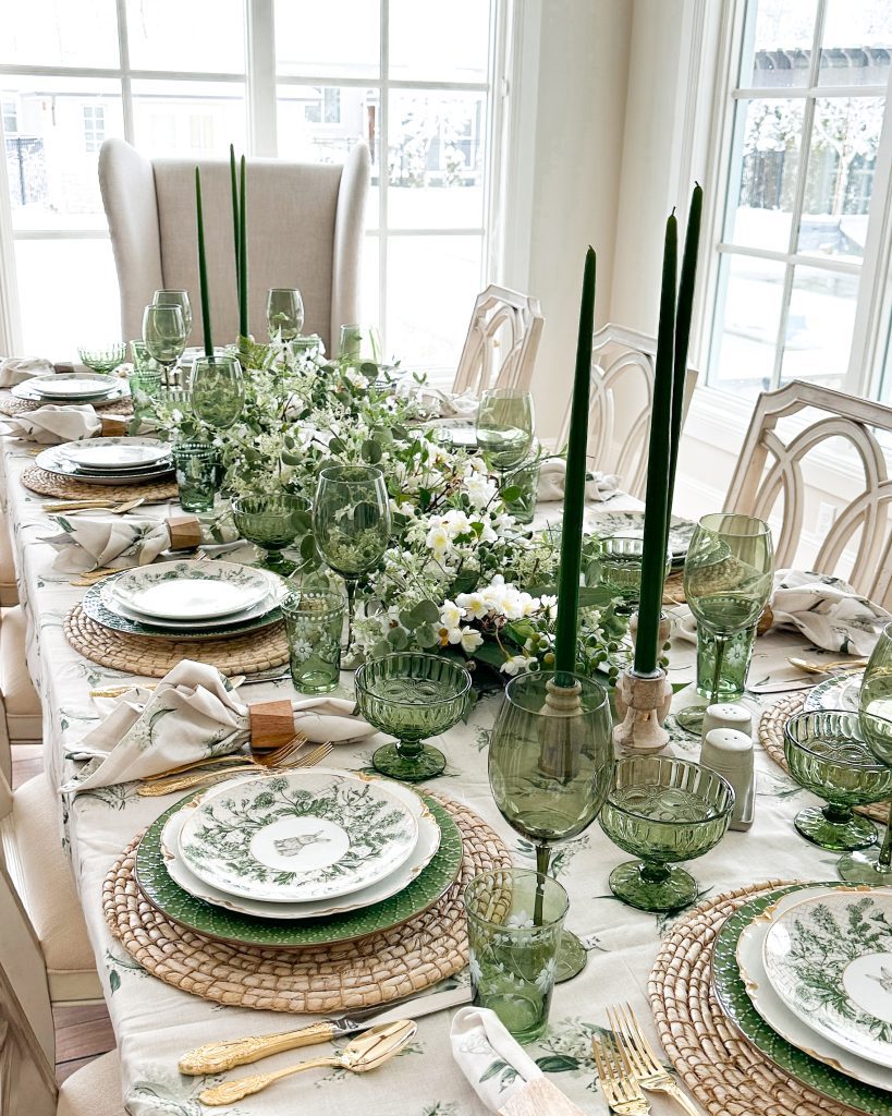 Create a stunning Spring and Easter tablescape with this beautiful green and white color combination. Learn how to create it here.