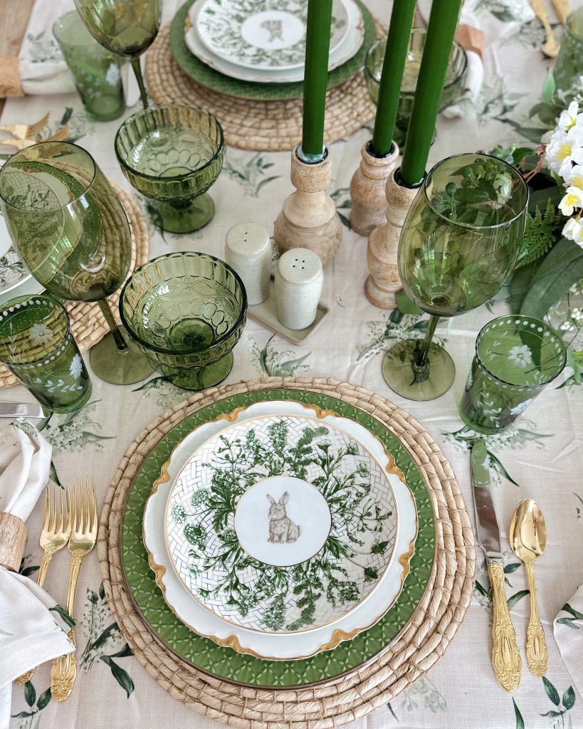 Create a stunning Spring and Easter tablescape with this beautiful green and white color combination. Learn how to create it here.