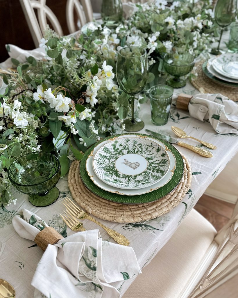 Create a stunning Spring and Easter tablescape with this beautiful green and white color combination. Learn how to create it here.