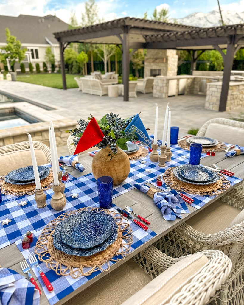 Fourth of July Table Settings