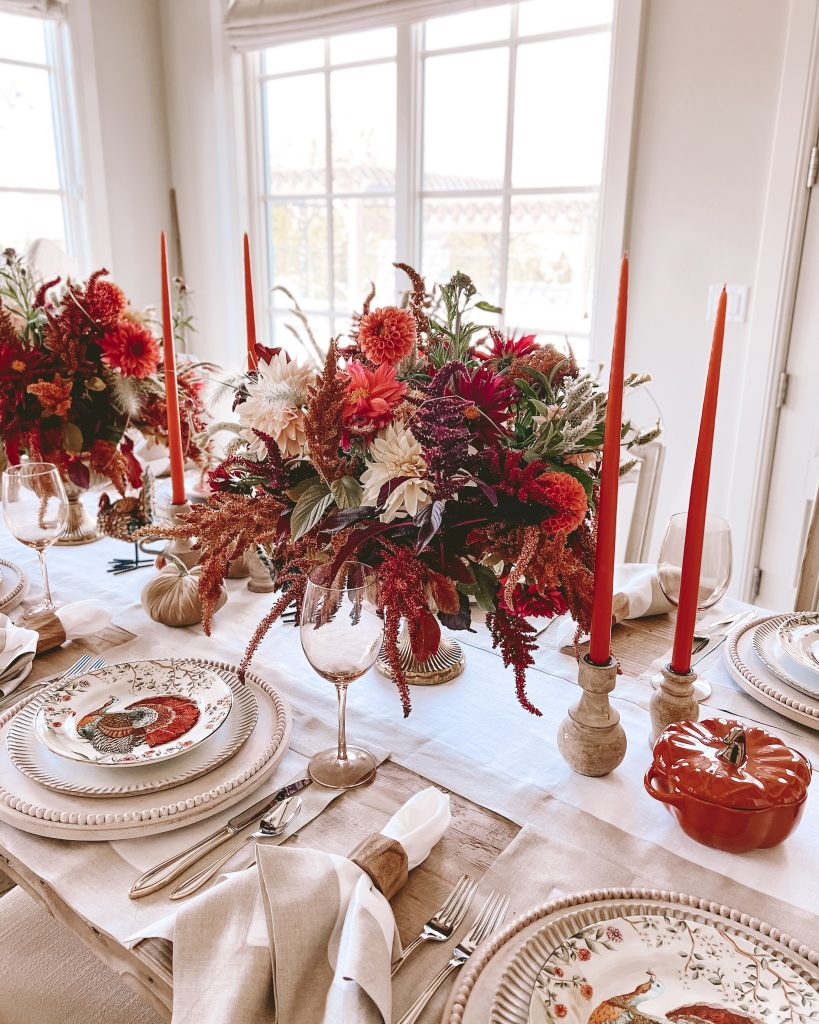 thanksgiving tablescape with solino home linens