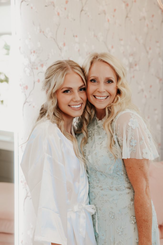 Planning a fall wedding - bride and mom