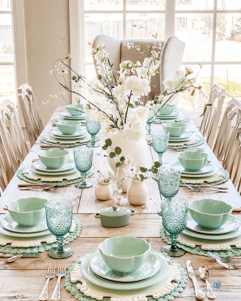 Mint Green and White Spring Tablescape. Find the perfect spring tablescape ideas to use this Easter and beyond for a beautiful presentation.